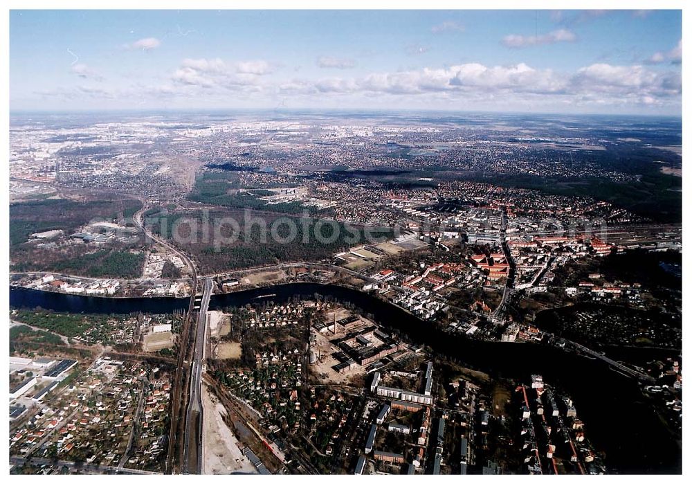 Aerial photograph Berlin - KÖPENICK - Industriegelände (ehem. REWATEX) an der Ottmar-Geschke Straße in Berlin - Köpenick. Ein Projekt der AENGEVELT-Immobilien-AG. 13.03.03