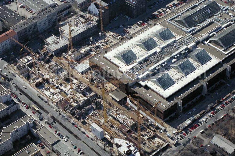 Aerial photograph Berlin - WEDDING - Industriegelände an der Voltastraße in Berlin-Wedding. 1995