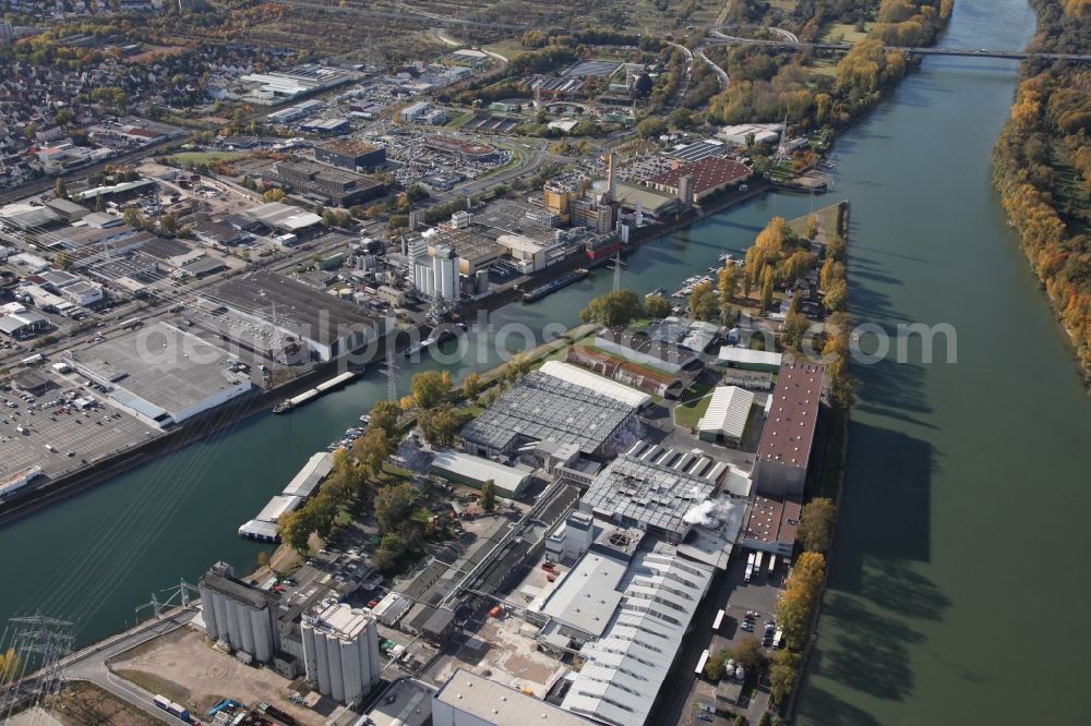 Mainz from above - Industrial port Inglheimer Aue on the Rhine in Mainz in Rhineland-Palatinate