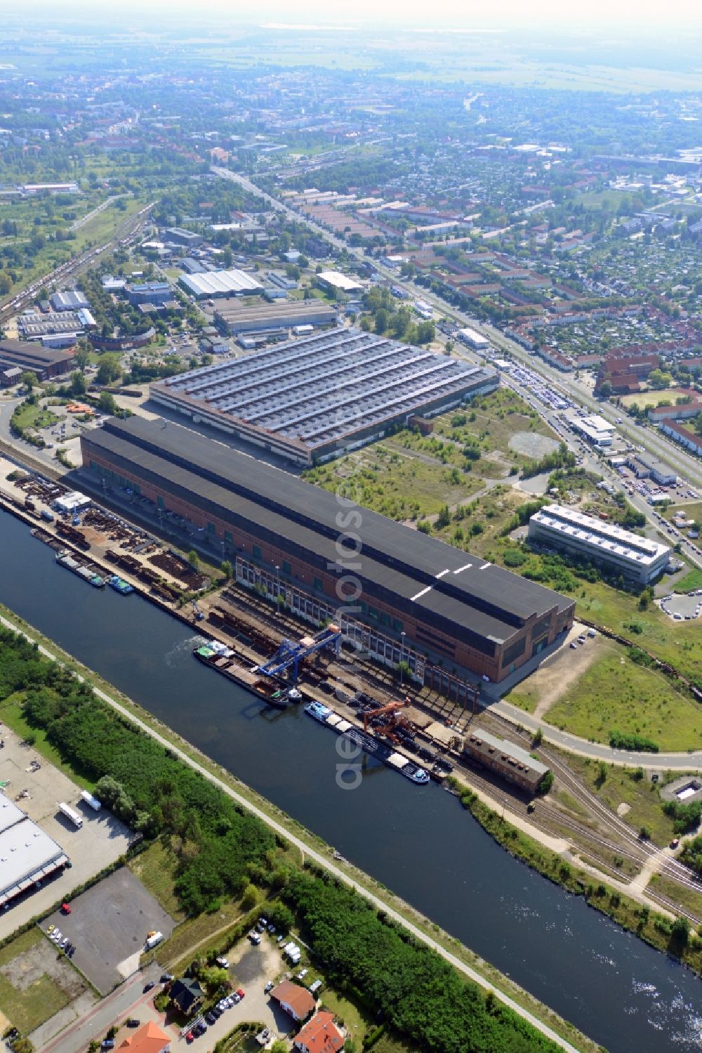 Aerial image Brandenburg Havel - Look at the Industrial Museum and the recycling park in Brandenburg upon Havel in the federal state of Brandenburg. The monument area includes the Siemens-Martin furnace and the associated facilities. The recycling center is operated by the company Märkische Entsorgungsgesellschaft Brandenburg mbH