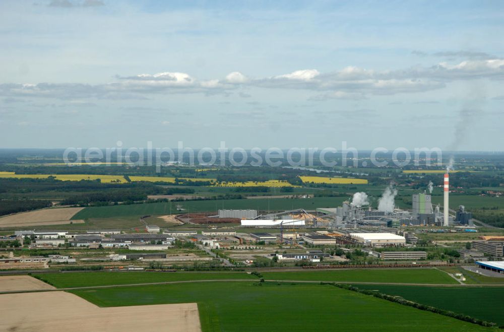 Aerial photograph Stendal - Werksgelände der DELIPAPIER GmbH Papierfabrik im Industriepark Stendal-Arneburg. Premises of Délipapier GmbH Stendal mill in the industrial park-Arne castle.