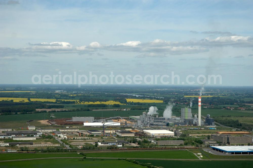 Stendal from above - Werksgelände der DELIPAPIER GmbH Papierfabrik im Industriepark Stendal-Arneburg. Premises of Délipapier GmbH Stendal mill in the industrial park-Arne castle.