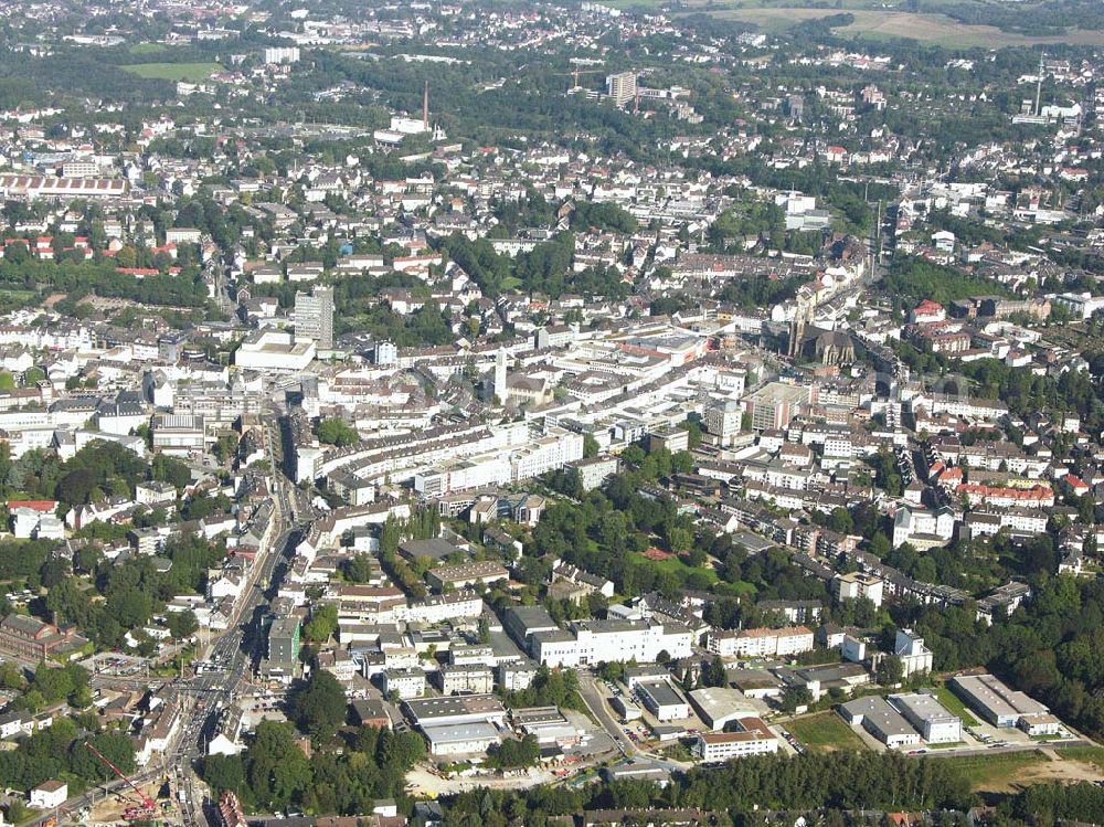 Solingen (NRW) from the bird's eye view: 29.08.2005 Solingen (NRW) Blick auf das Solingener Stadtzentrum mit den Clemens Galerien und der kath. Kirche St. Clemens. Werbegemeinschaft Clemens-Galerien GbR, Mühlenplatz 1, 42651 Solingen, Telefon: 0212 / 22 126-0, Telefax: 0212 / 22 126-22, info@clemens-galerien.net, Achim Walder: