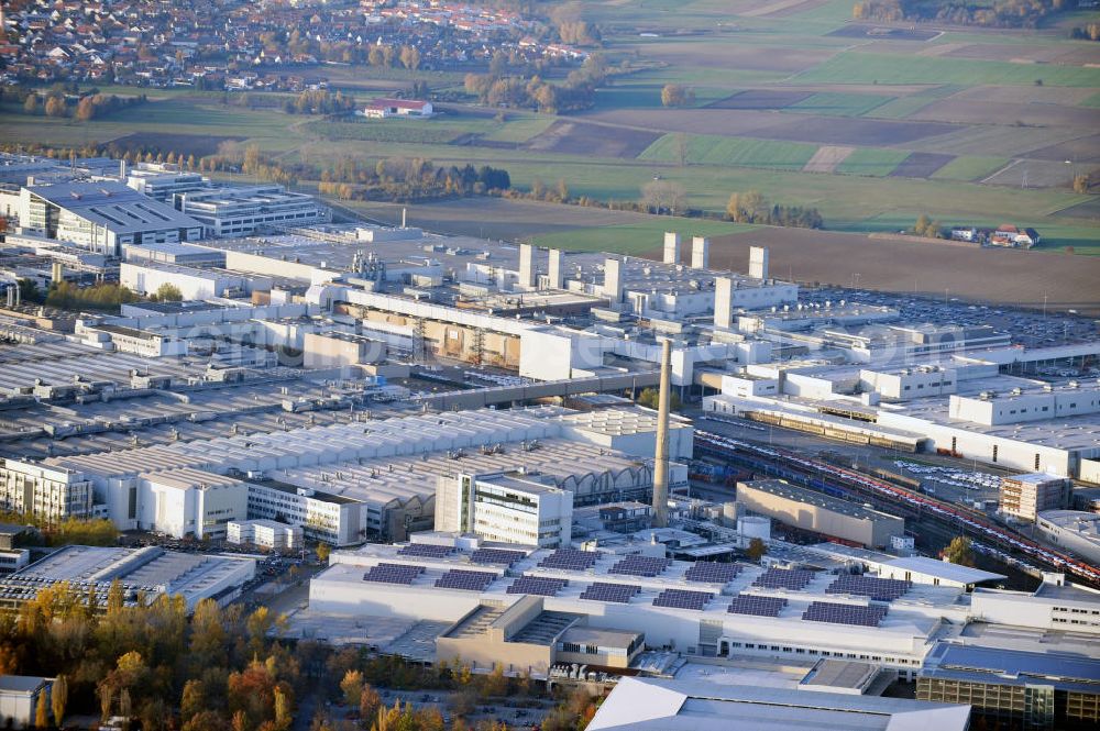 Aerial image Ingolstadt - Blick über die Werkshallen der Audi AG. View across the plant halls of the car producing Audi AG.