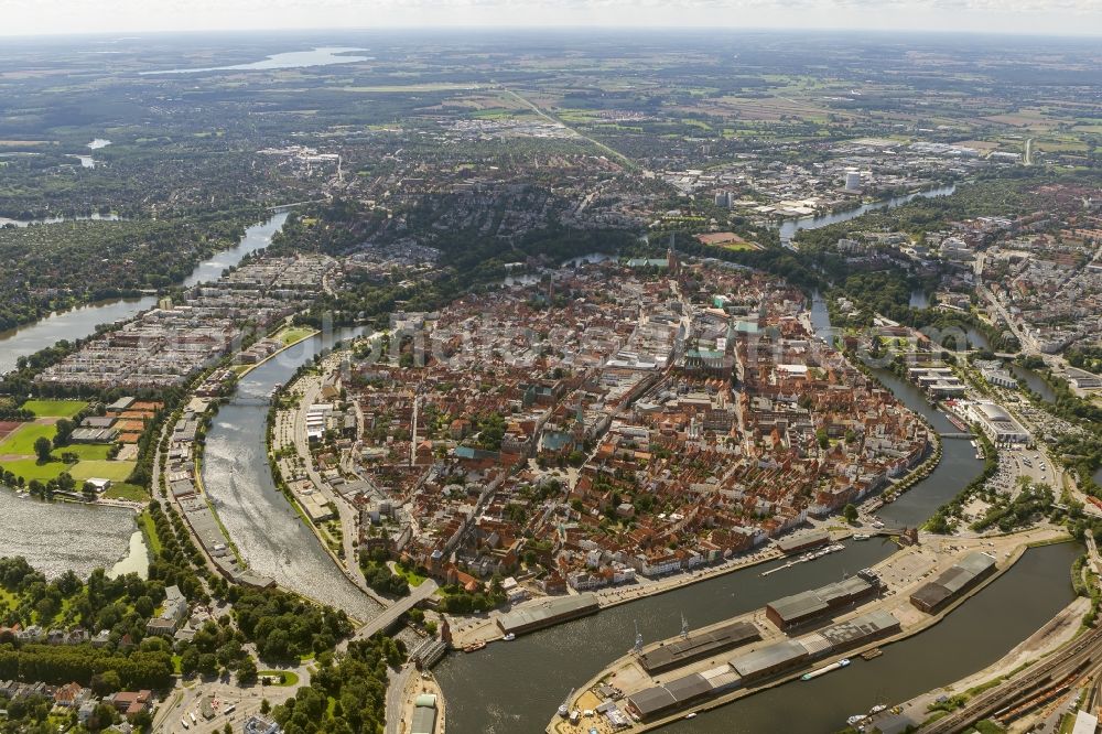 Aerial image Lübeck - View of the city center and the Old Town - center of Lübeck in Schleswig-Holstein. To see in the city center, the church St.Jakobi Church, St. Mary's Church, St Peter's Church, St.Aegidien Church and the Lübeck Cathedral