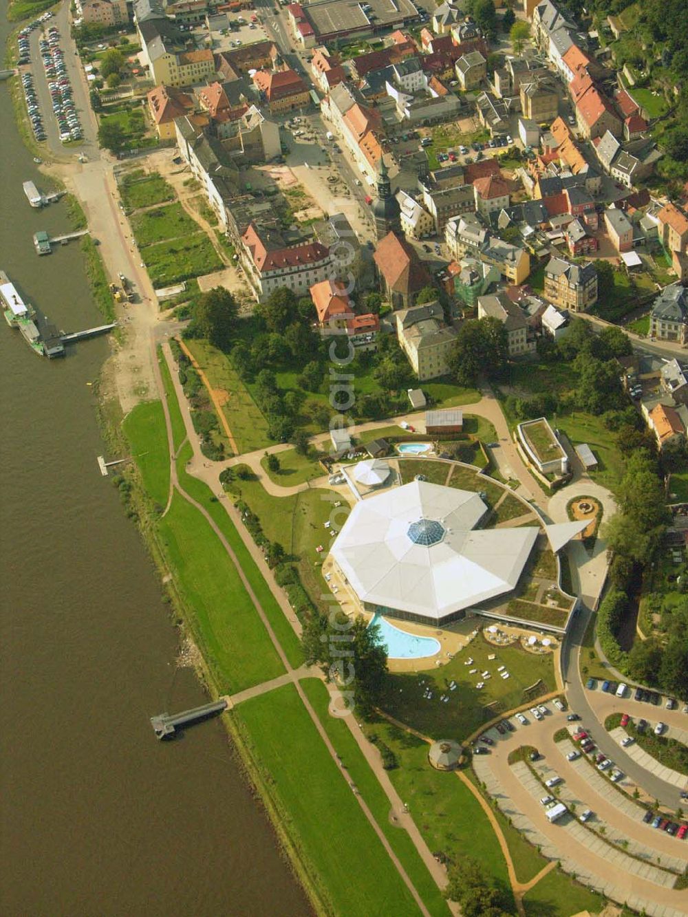 Bad Schandau from above - Evangelisch-Lutherischen Johanniskirche Bad Schandau, Markt Telefon 03 50 22 / 4 23 96 und Toskana Therme, Bad Schandau, Rudolf-Sendig-Straße 8 A, 01814 Bad Schandau