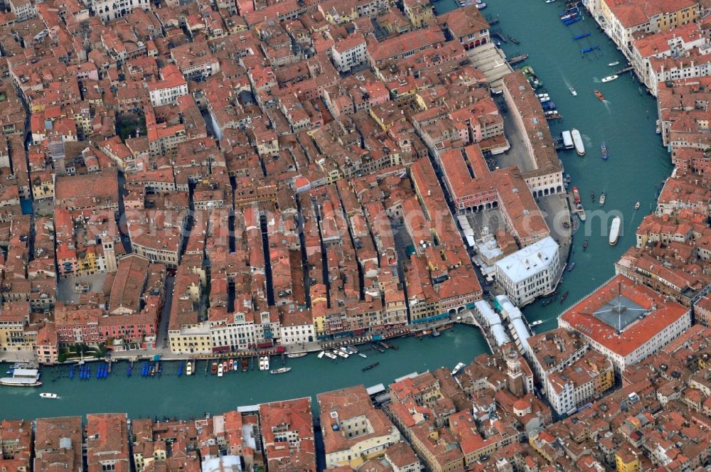 Aerial image Venedig - Downtown with the Rialto Bridge in Venice, Italy