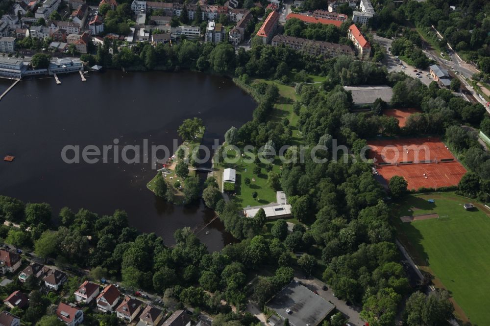 Aerial photograph Darmstadt - City of Darmstadt on the natural lake Big Woog in the city of Darmstadt in Hesse