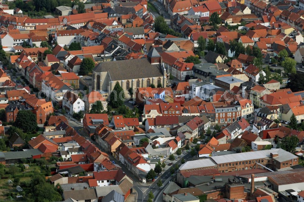 Aerial photograph Dingelstädt - Downtown from Dingelstaedt with the church Sankt Gertrudiskirche and the MB Modeproduktion and Vertriebs GmbH in Thuringia