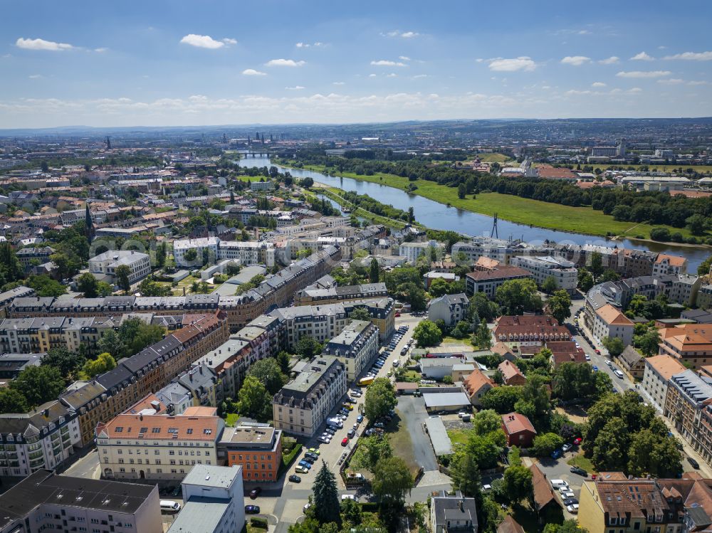 Aerial photograph Dresden - Cityscape of the district in the district Pieschen in Dresden in the state Saxony, Germany