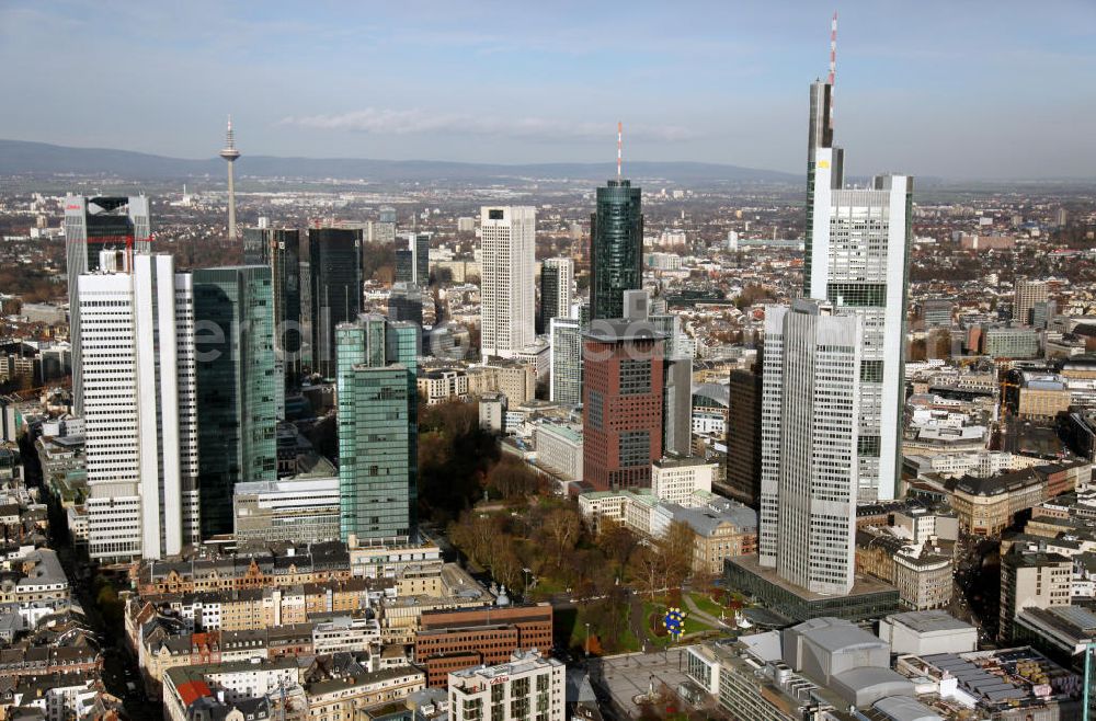 Frankfurt am Main from above - Blick auf die Frankfurter Innenstadt und das Bankenviertel, mit dem Main Tower, dem Commerzbank-Tower und dem Trianon. View to the inner city of Frankfurt at the Main.