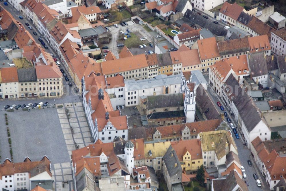 Aerial photograph Torgau - Downtown with the market place and the desecrated St. Nicholas Church Torgau in Saxony. The church is located in the back of the Town Hall Torgau