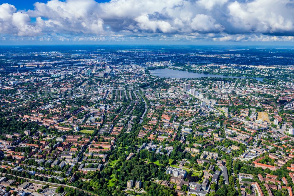 Aerial photograph Hamburg - Cityscape of the district in the district Mundsburg in Hamburg, Germany