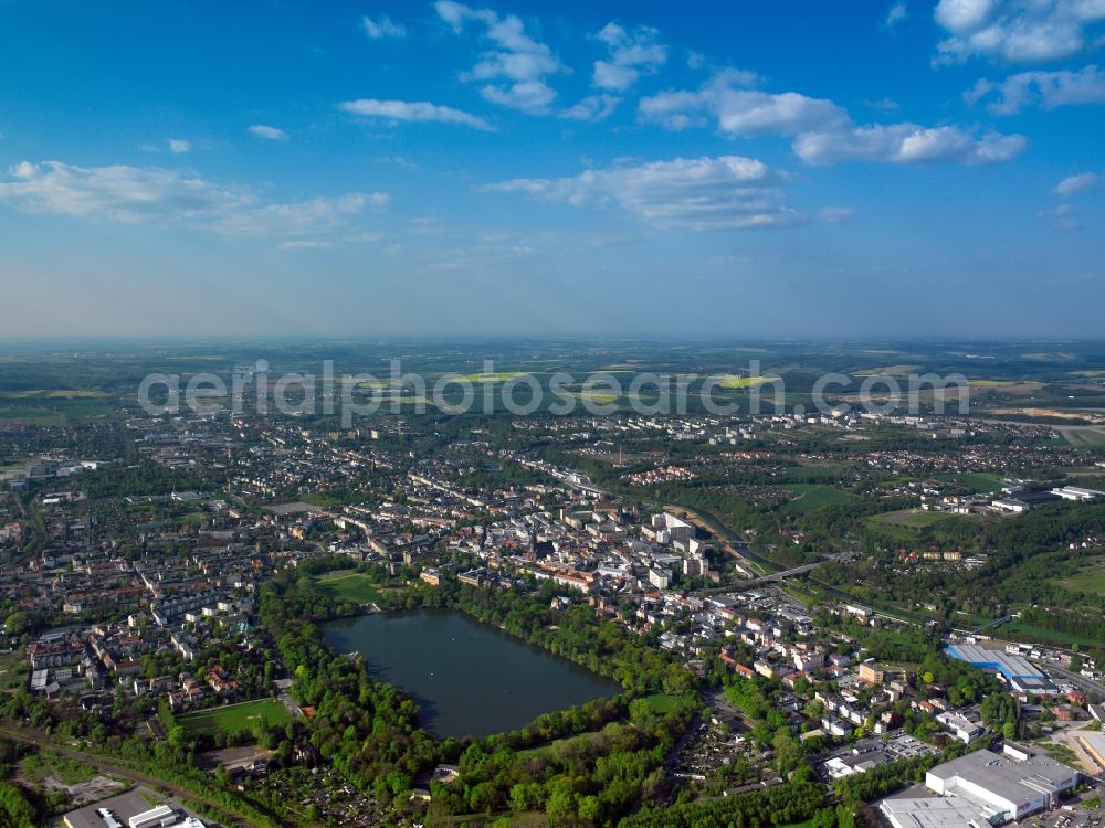 Aerial image Zwickau - Downtown at the swan pond park of Zwickau in Saxony