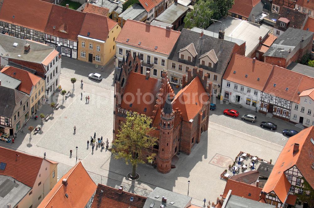 Tangermünde from above - Blick auf die Innenstadt Tangermündes mit dem histrorischem Rathaus aus dem Spätmittelalter. Views of the city center of Tangermuende with historic City Hall from the late Middle Ages.