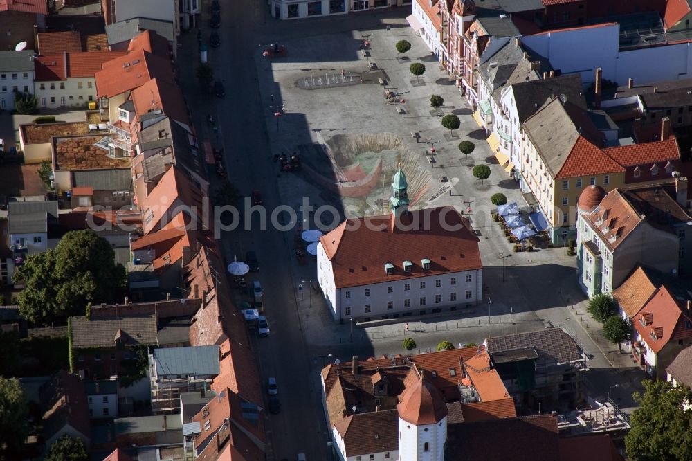 Aerial photograph Finsterwalde - Downtown - Market Square at the center of the city in the federal state of Brandenburg Finsterwalde