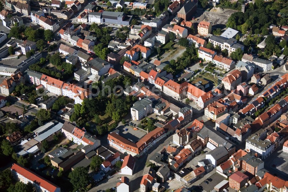 Aerial image Finsterwalde - Downtown - Market Square at the center of the city in the federal state of Brandenburg Finsterwalde