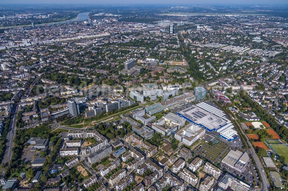 Düsseldorf from above - Down town area along the Schlueterstrasse - Walter-Eucken-Strasse - Hohenzollernallee in the district Flingern-Nord in Duesseldorf in the state North Rhine-Westphalia, Germany