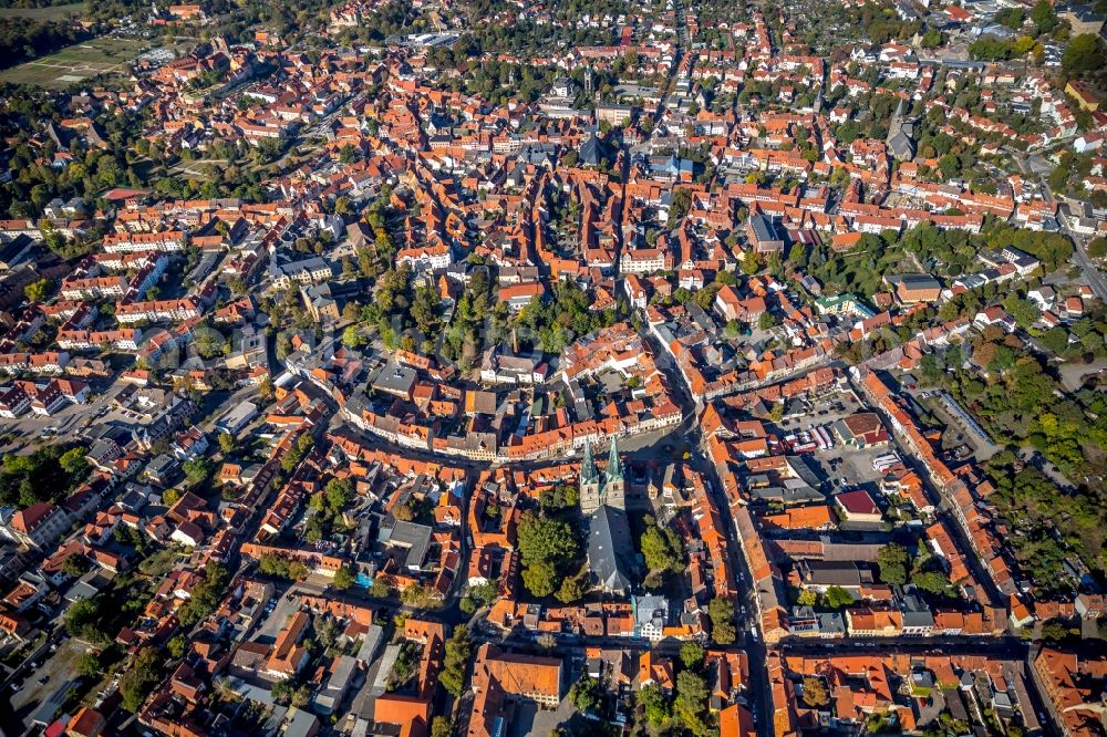 Aerial photograph Quedlinburg - Down town area on St. Nikolaikirche in Quedlinburg in the state Saxony-Anhalt, Germany