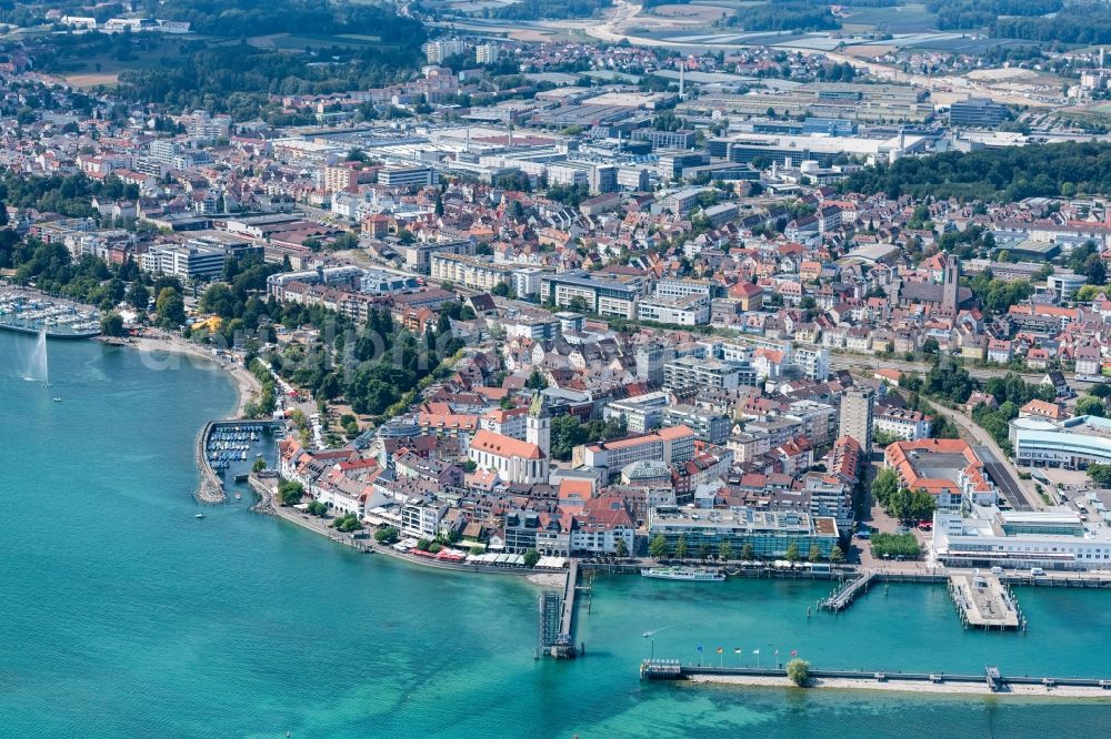 Friedrichshafen from the bird's eye view: Down town area on Ufer of Bodensees in Friedrichshafen in the state Baden-Wurttemberg, Germany