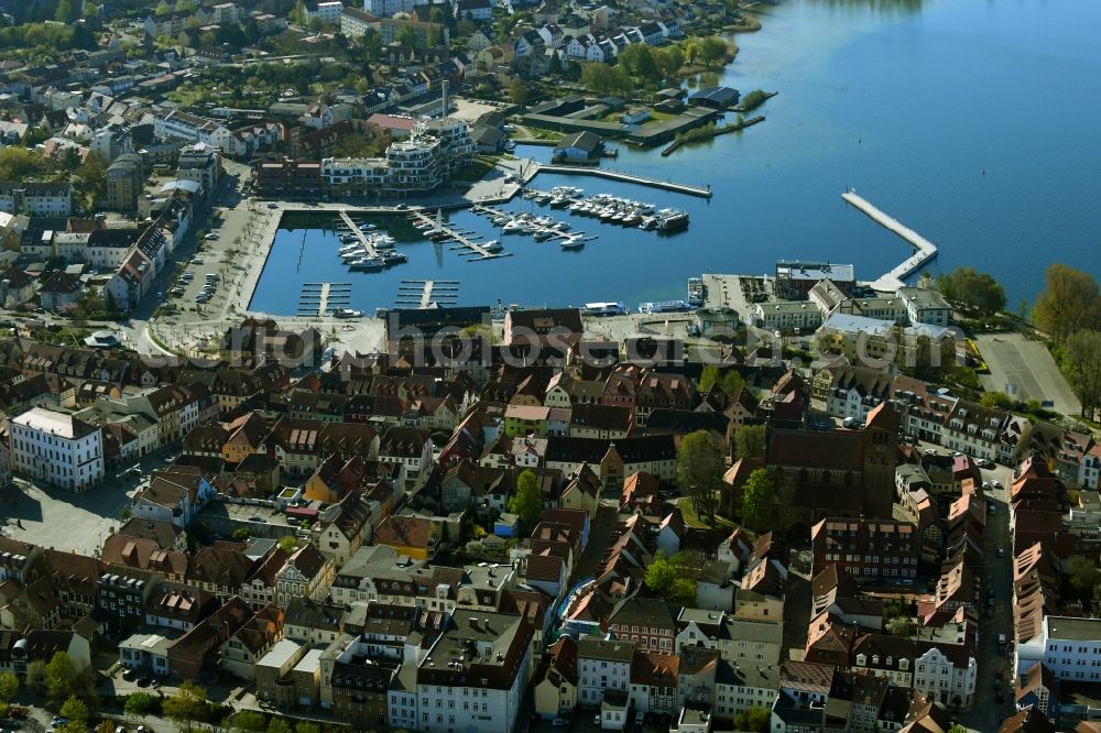 Waren (Müritz) from above - City view of the inner city area on the banks of the Binnenmueritz and city harbor in Waren (Mueritz) in the state Mecklenburg-Western Pomerania, Germany