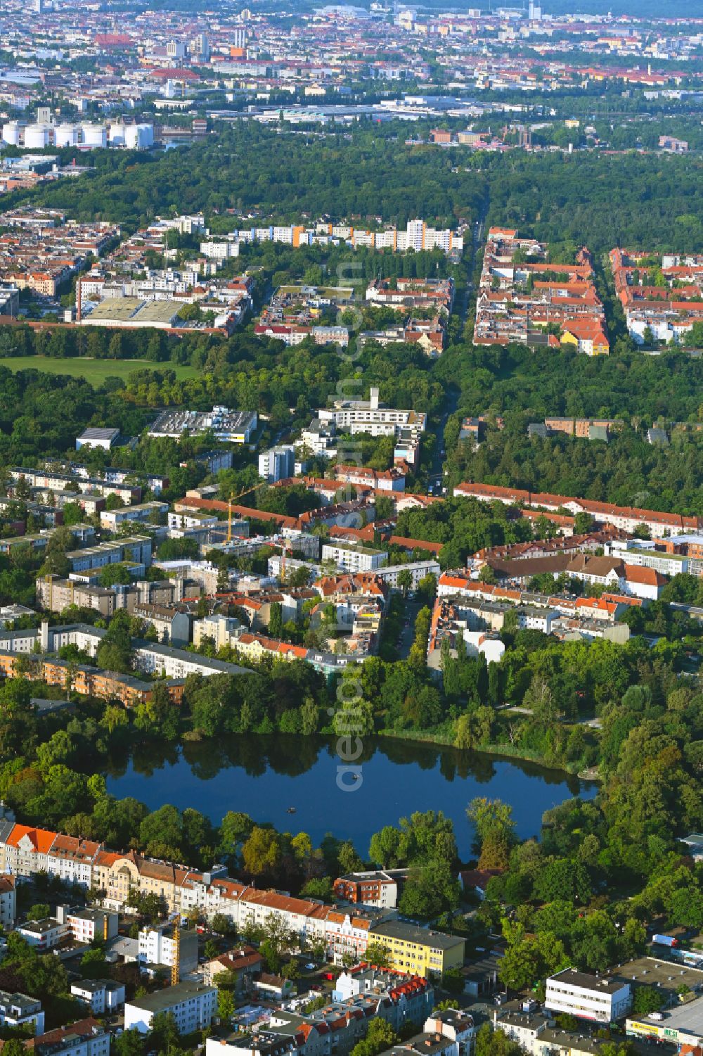 Berlin from above - City view of the downtown area on the shore areas Schaefersee in the district Reinickendorf in Berlin, Germany