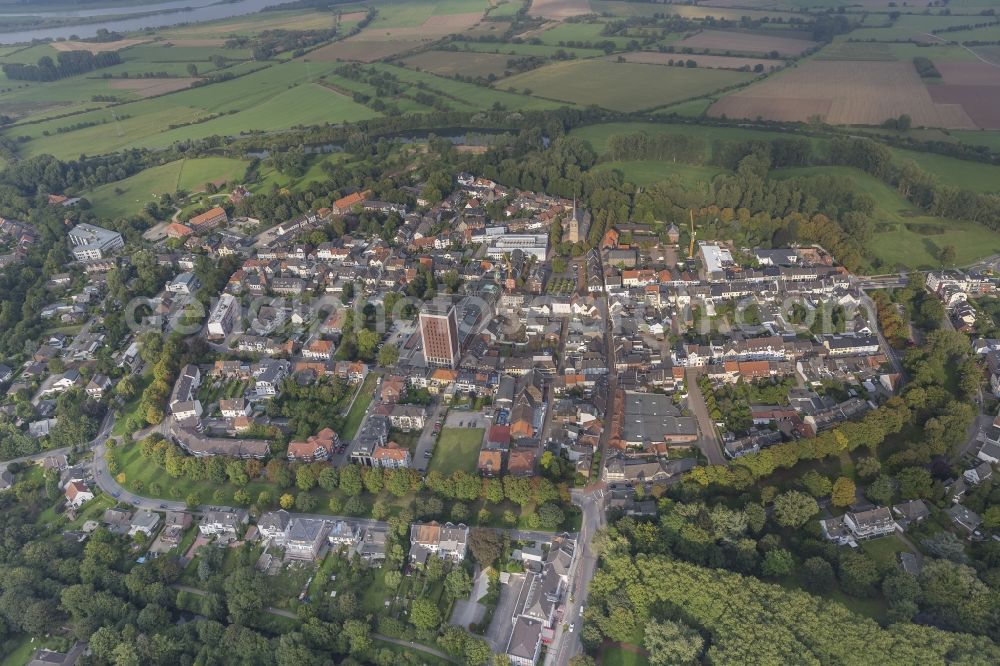 Rheinberg from the bird's eye view: City view over Rheinberg at the Niederrhein in North Rhine-Westfalia