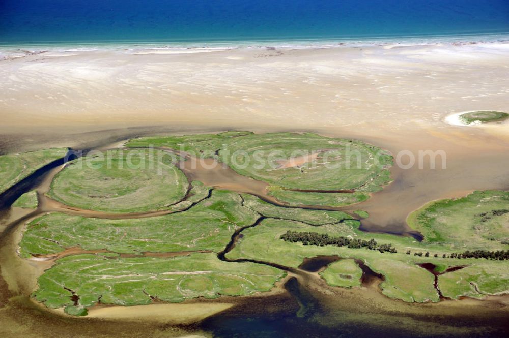 Aerial image Groß Mordorf - Die Insel Bock liegt in der Ostsee südwestlich von Hiddensee und gehört wie diese zum deutschen Bundesland Mecklenburg-Vorpommern. Die Insel Bock wurde künstlich durch Aufspülung des Sandes aus der Fahrrinne nach Stralsund geschaffen und gehört zur Kernzone des Nationalparks Vorpommersche Boddenlandschaft. The Island Bock in the Baltic Sea southwestern of the Island Hiddensee in Mecklenburg-Western Pomerania.