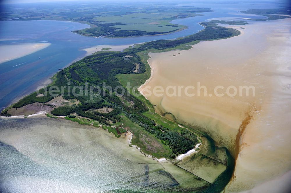 Aerial photograph Groß Mordorf - Die Insel Bock liegt in der Ostsee südwestlich von Hiddensee und gehört wie diese zum deutschen Bundesland Mecklenburg-Vorpommern. Die Insel Bock wurde künstlich durch Aufspülung des Sandes aus der Fahrrinne nach Stralsund geschaffen und gehört zur Kernzone des Nationalparks Vorpommersche Boddenlandschaft. The Island Bock in the Baltic Sea southwestern of the Island Hiddensee in Mecklenburg-Western Pomerania.