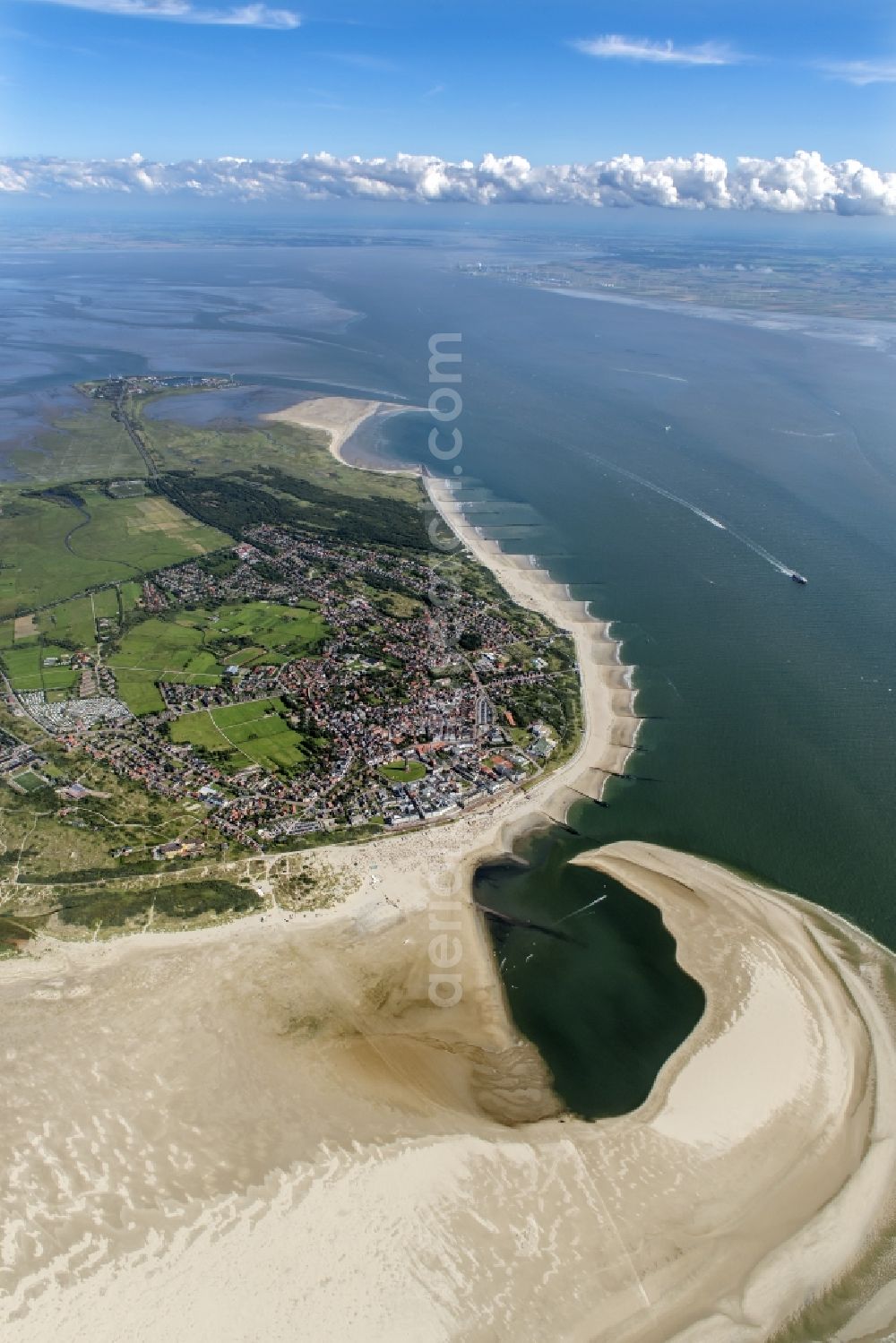 Aerial photograph Borkum - Island area Borkum with the village center in Borkum in the state Lower Saxony, Germany