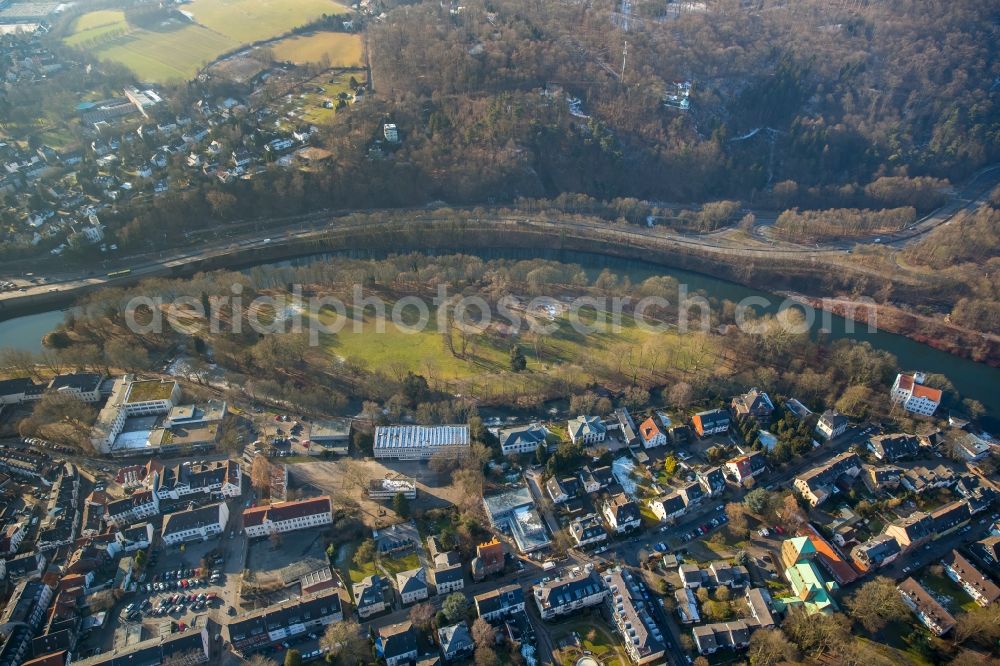 Aerial photograph Essen - Island Brehminsel on the banks of the river course the Ruhr in the district Stadtbezirke IX in Essen in the state North Rhine-Westphalia