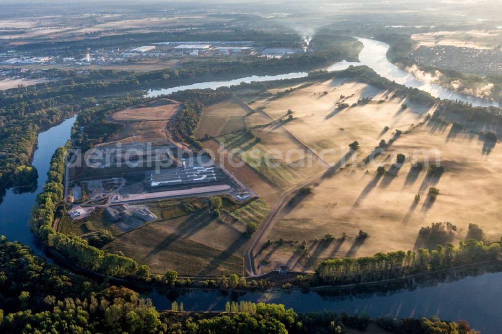 Mechtersheim from above - Island Flotzgruen with a landfill of the BASF between Rhine and old Rhine in Mechtersheim in the state Rhineland-Palatinate, Germany