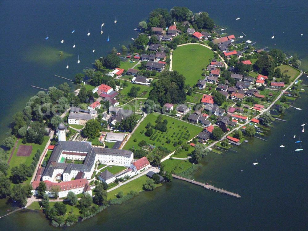 Aerial image Chiemsee - Blick auf Insel und Ort Frauenchiemsee