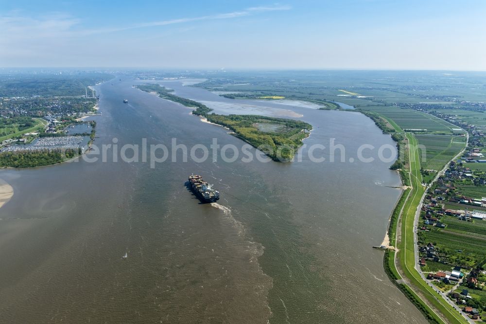 Aerial photograph Jork - Hanskalbsand Island in the river Elbe in Jork in the state of Lower Saxony