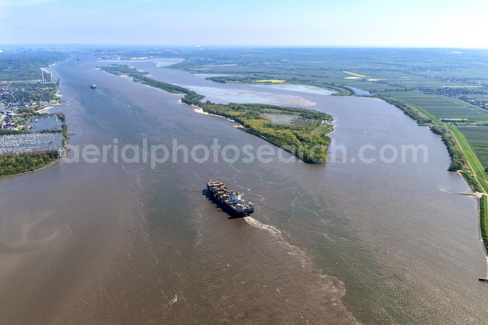 Jork from the bird's eye view: Hanskalbsand Island in the river Elbe in Jork in the state of Lower Saxony