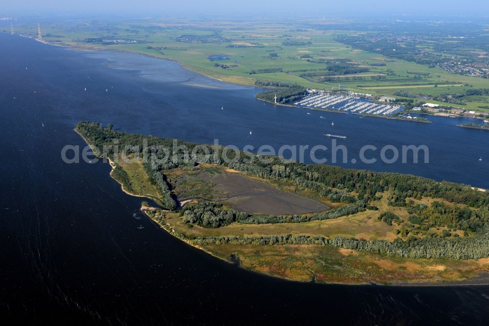 Aerial photograph Jork - Island Hanskalbsand on the banks of the river course of Elbe in Wedel in the state Schleswig-Holstein