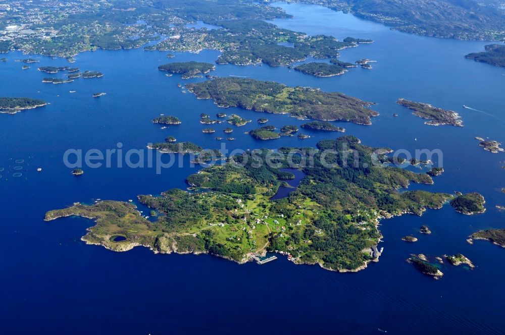 Aerial photograph Bergen - View of the island Leroyna in Bergen in the province of Hordaland in Norway