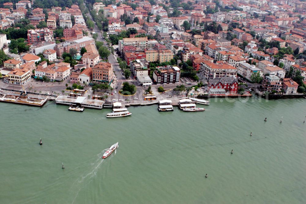 Aerial image Venedig - Blick auf die Insel Lido, einen schmalen Landstreifen, der die Lagune von Venedig von der offenen Adria trennt. View to the island Lido, an small land stripe, wich seperate the lagoon of Venice from the open Adria.