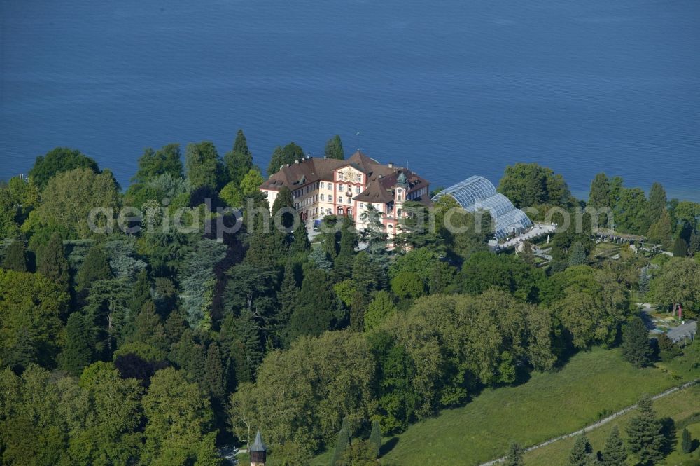 Konstanz from the bird's eye view: The Isle of Mainau with the Castle and Church in Lake Constance belongs to the district Litzelstetten-Mainau in the city of Konstanz in Baden-Württemberg