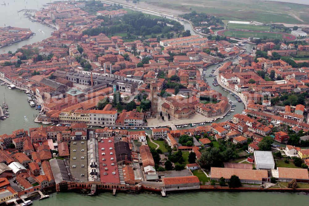 Aerial image Murano - Blick auf die Insel Murano in der Lagune von Venedig. Die Insel wurde durch die Glasbläserei berühmt. View to the island of Murano in the lagoon of Venice. The island got famous because of its glass blowing.