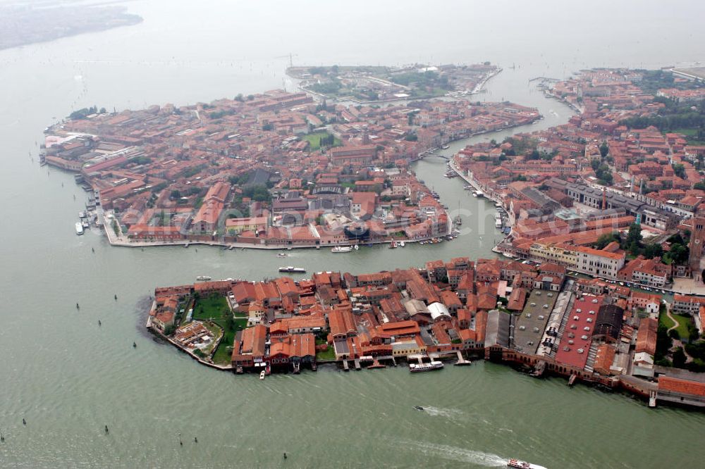 Aerial photograph Murano - Blick auf die Insel Murano in der Lagune von Venedig. Die Insel wurde durch die Glasbläserei berühmt. View to the island of Murano in the lagoon of Venice. The island got famous because of its glass blowing.