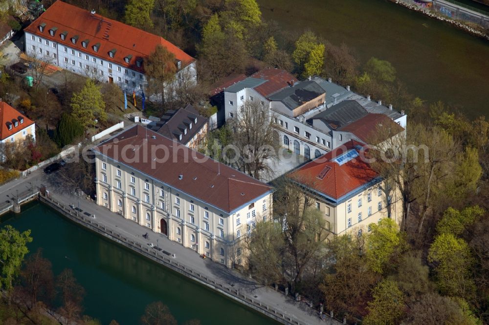 Aerial photograph München - Island - Praterinsel - on the bank of the river Isar in the district Altstadt-Lehel in Munich in the state Bavaria, Germany