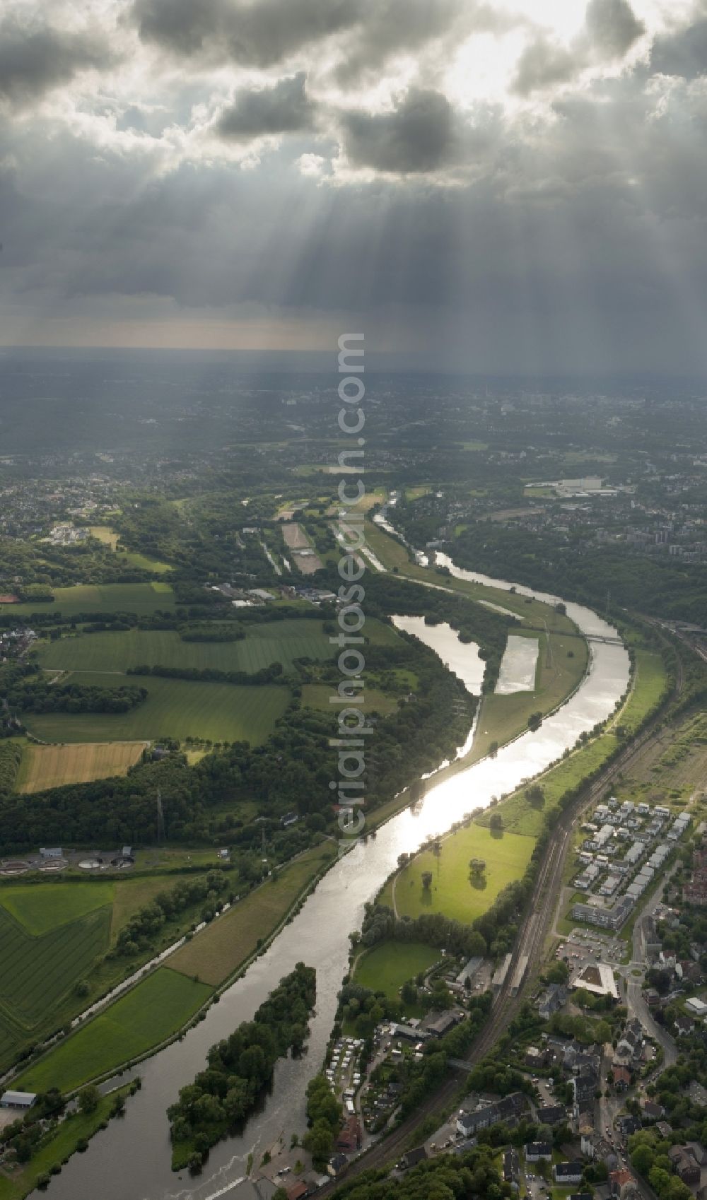 Aerial photograph Bochum - View of an island in the Ruhr near the district Dahlhausen in Bochum in the federal state of North Rhine-Westphalia NRW