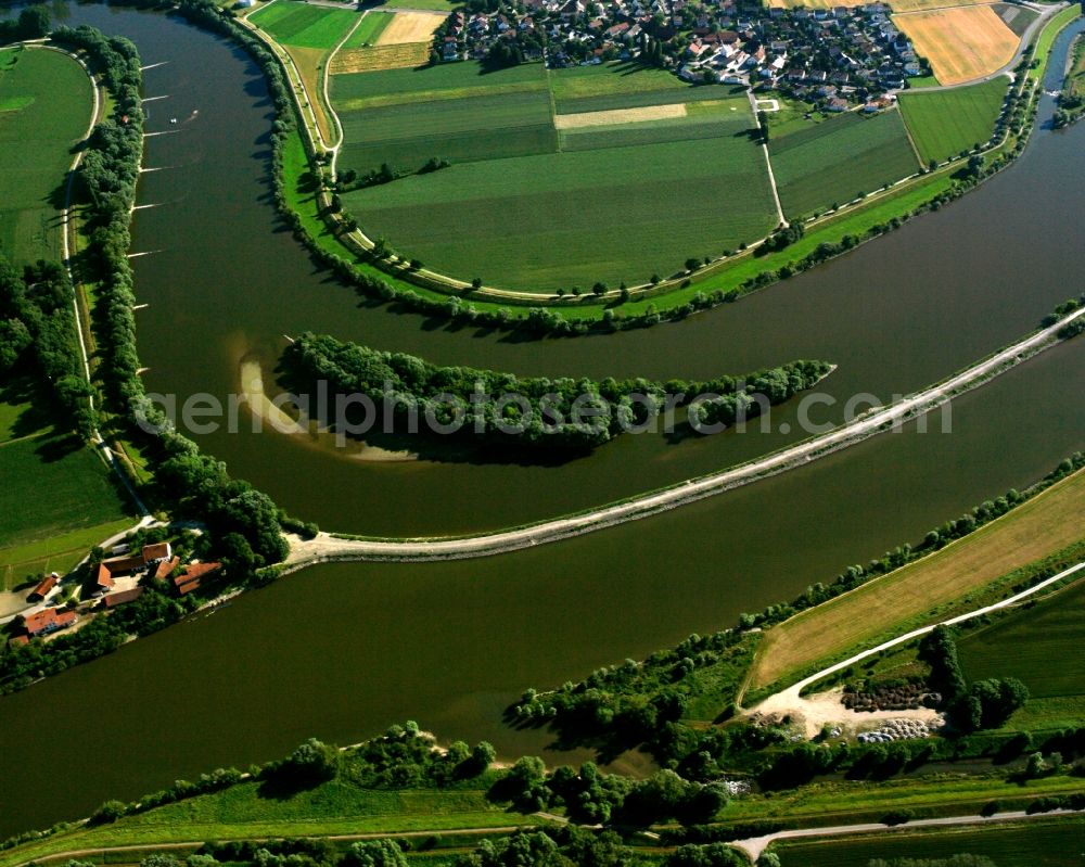 Aerial photograph Kagers - Island on the banks of the river course of the river Danube in Kagers in the state Bavaria, Germany