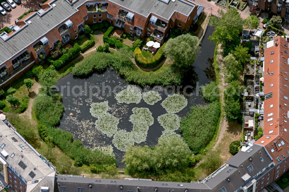 Aerial image Hannover - Island on the banks of the river course of Leine in the district Wuelfel in Hannover in the state Lower Saxony, Germany