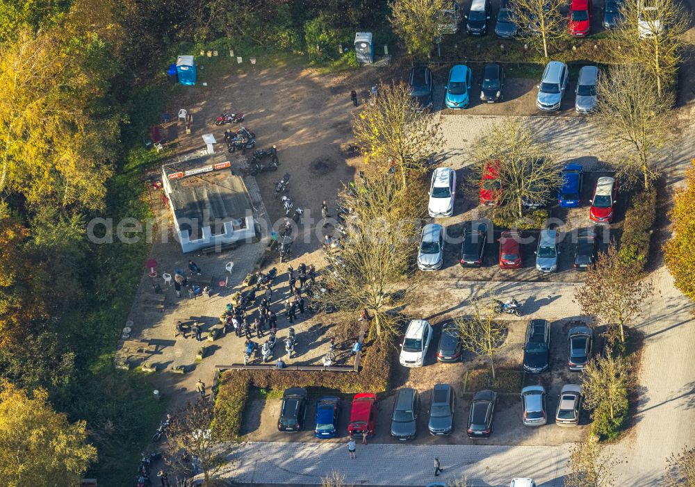 Aerial image Hagen - Island on the banks of the river course of the Ruhr with a bridge construction along the Dortmunder Strasse in the district Syburg in Hagen in the state North Rhine-Westphalia, Germany