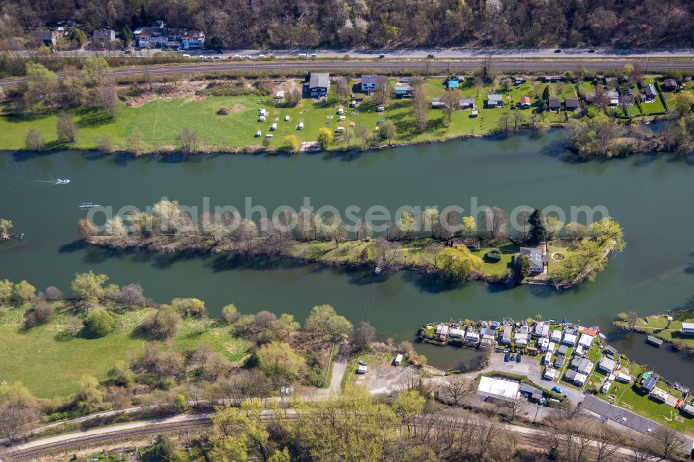 Witten from above - Island on the banks of the river course of Ruhr overlooking a campsite in the district Bommern in Witten at Ruhrgebiet in the state North Rhine-Westphalia, Germany