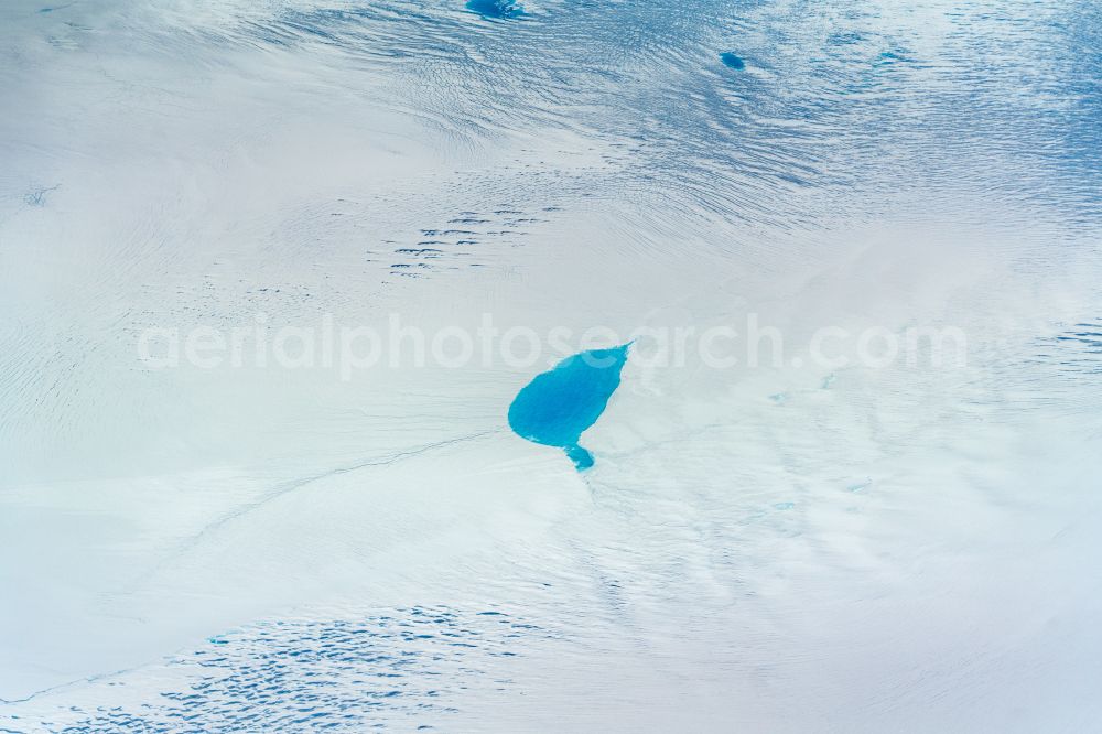 Aerial photograph Kangerlussuaq - Archipelago in the Greenland on street Tankeqarfiup aqq. in Kangerlussuaq in Qeqqata, Greenland