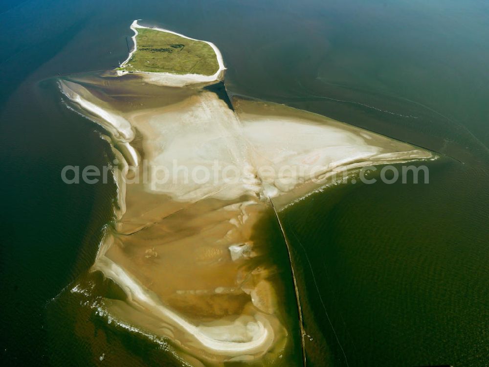 Aerial photograph Minsener Oog - Minsener Oog, also Minser Oog or Minsener Oldeoog, is an uninhabited East Frisian island, that belongs to the parish of Wangerooge in the north German district of Friesland. It has been artificially enlarged through the construction of groynes