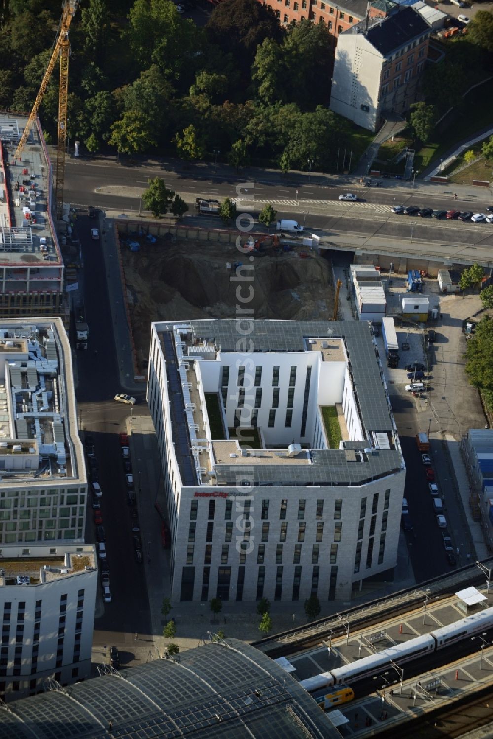 Berlin OT Moabit from above - View of the InterCity Hotel in the district of Moabit in Berlin